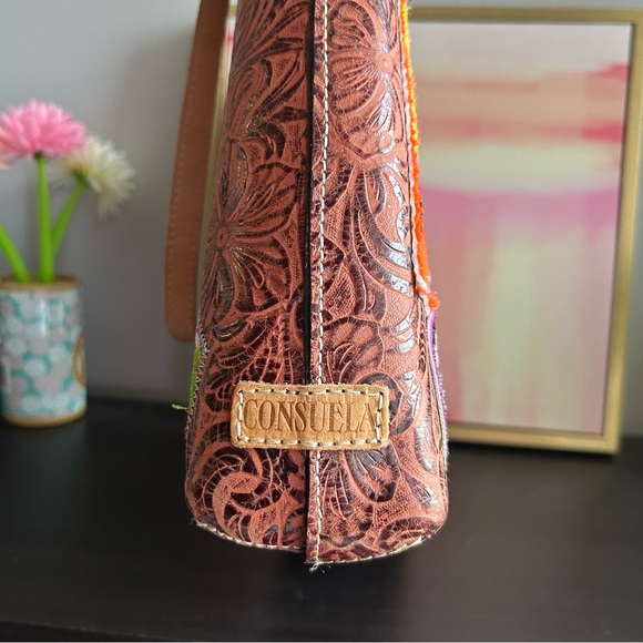 Consuela Suzie Everyday Tote Like New Retired - Picture 4 of 10